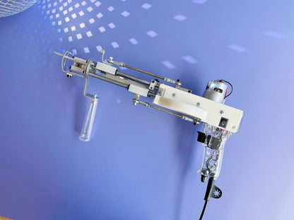 AK-Duo Tuftingmaschine in Clear, Detail