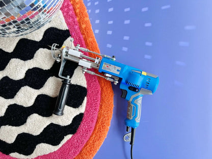 AK-V Cut Pile tufting machine, light and quiet