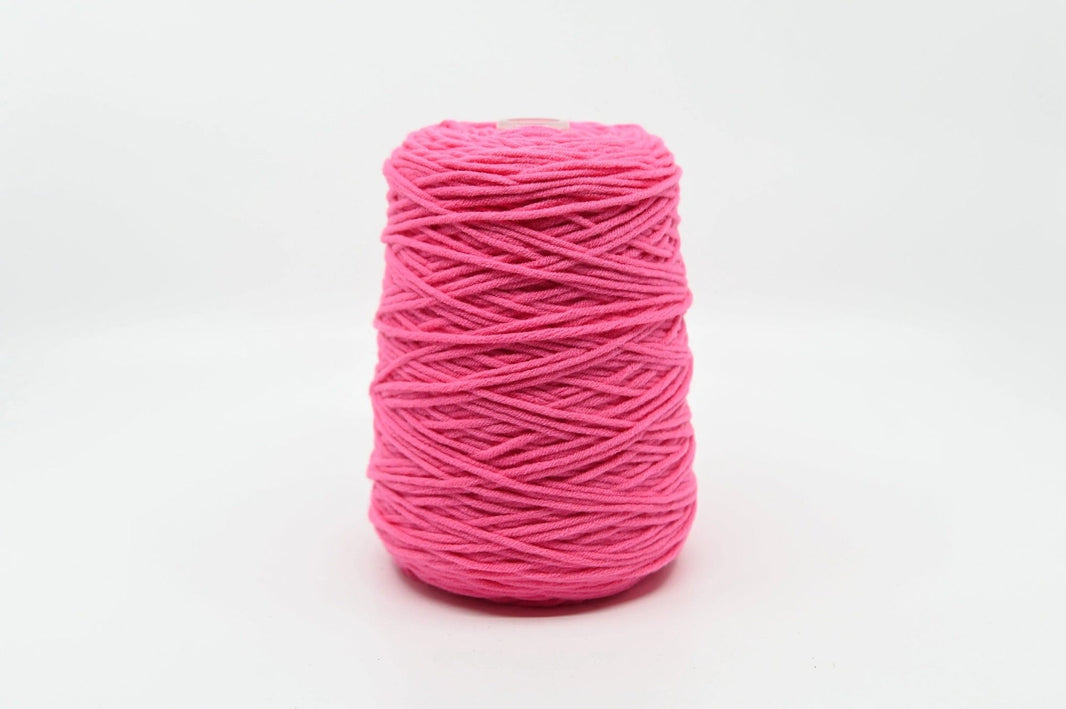 Acrylic Yarn - Tufting Yarn - on cone - 400g - Tuftinglove