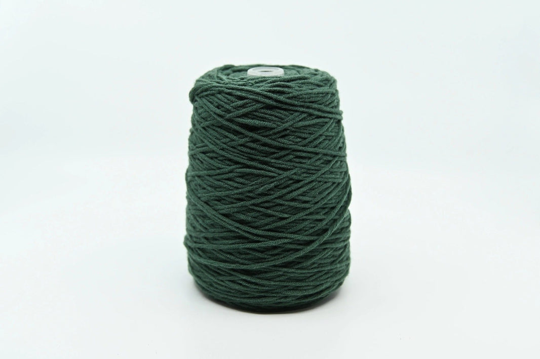 Acrylic Yarn - Tufting Yarn - on cone - 400g - Tuftinglove