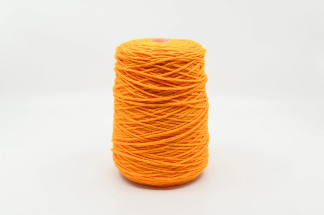 Acrylic Yarn - Tufting Yarn - on cone - 400g - Tuftinglove