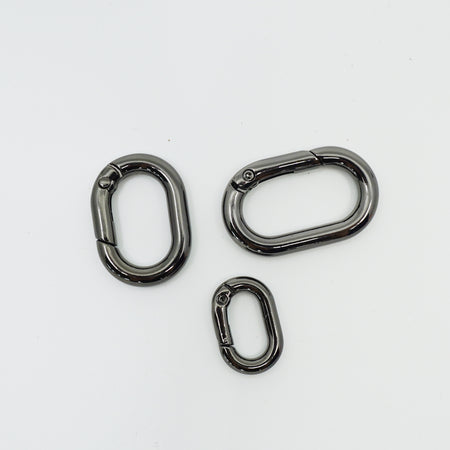 Oval Carabiner - gunmetal