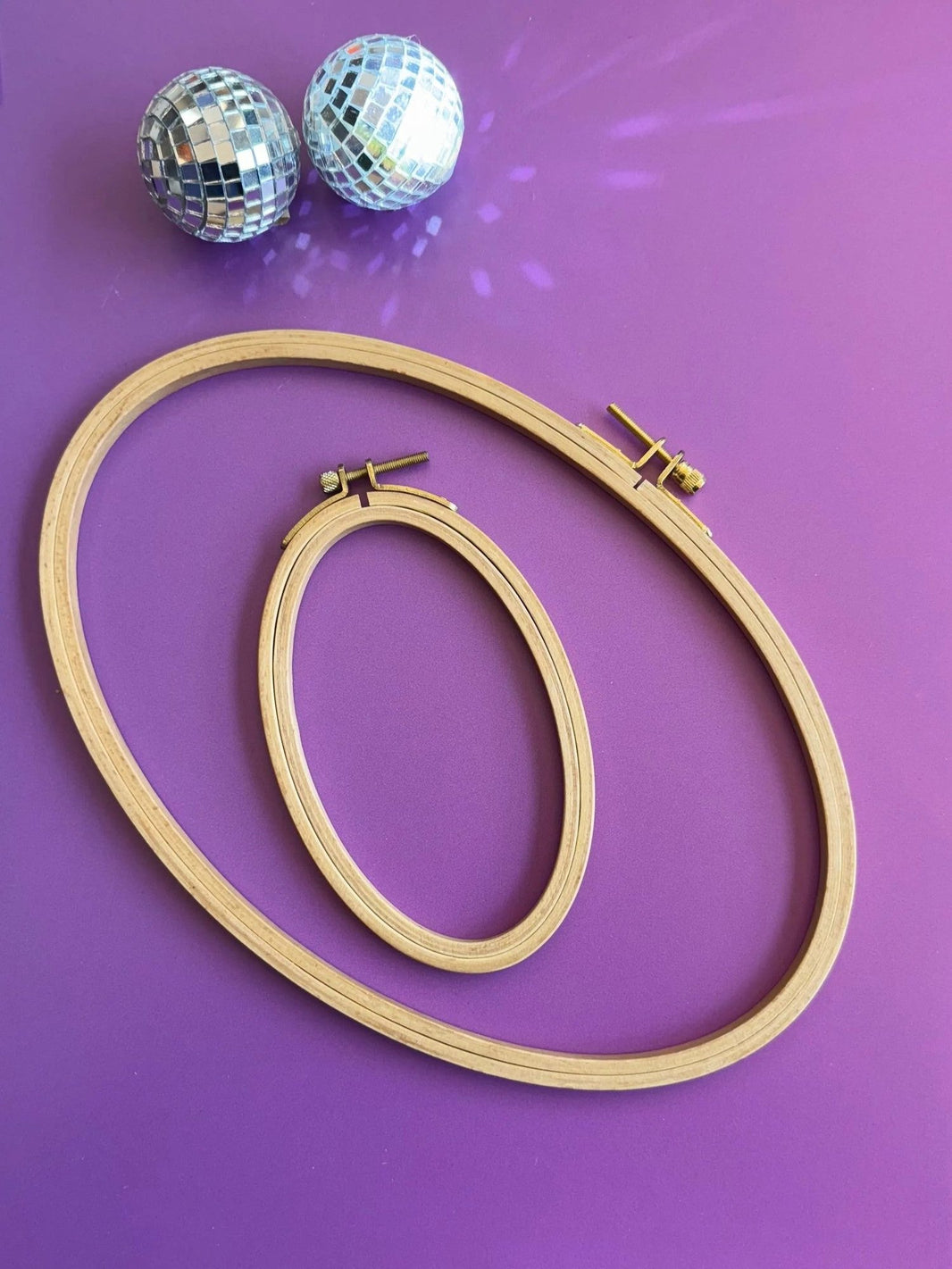 Rico oval embroidery hoop for stitching