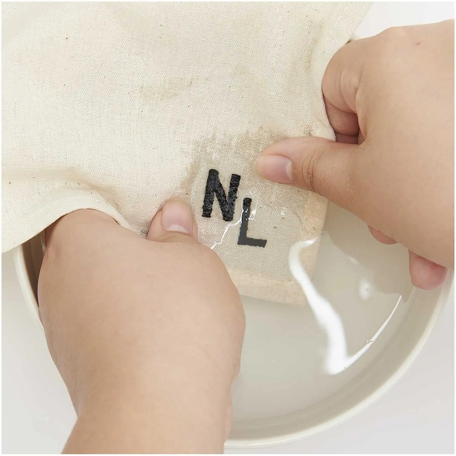 Vorgezeichnetes Stickset 'Letters' von Rico Design