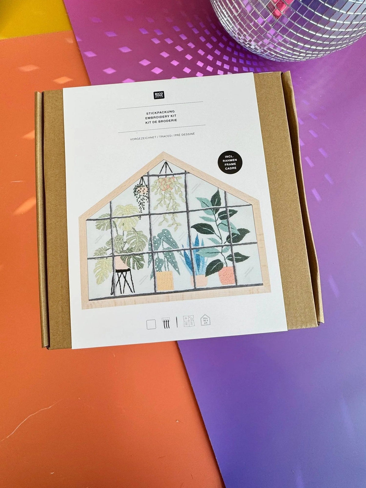 Rico Urban Jungle embroidery set, packaging view