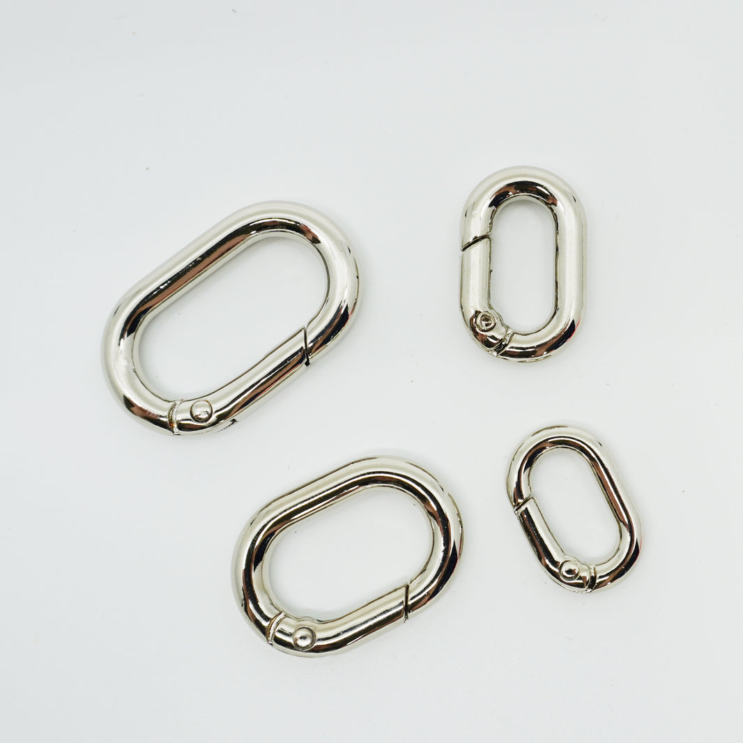 Oval Carabiner - silver