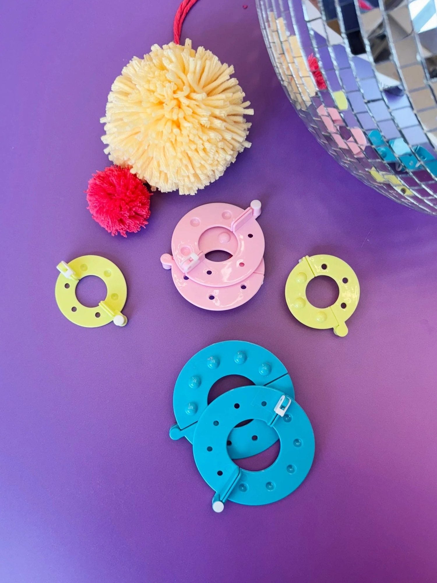 Pompon-Maker-Set in vier Grössen von Rico Design