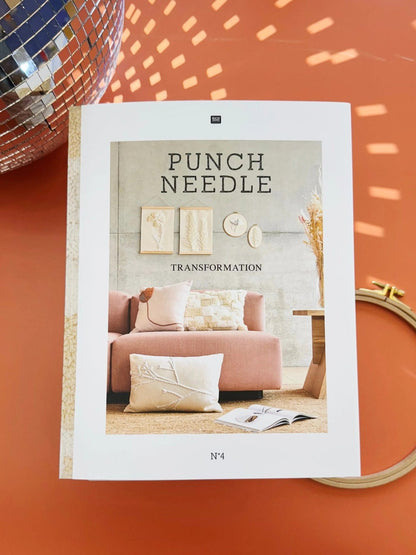 Rico Punch-Needle-Buch Nr. 4, aufgeschlagenes Buch
