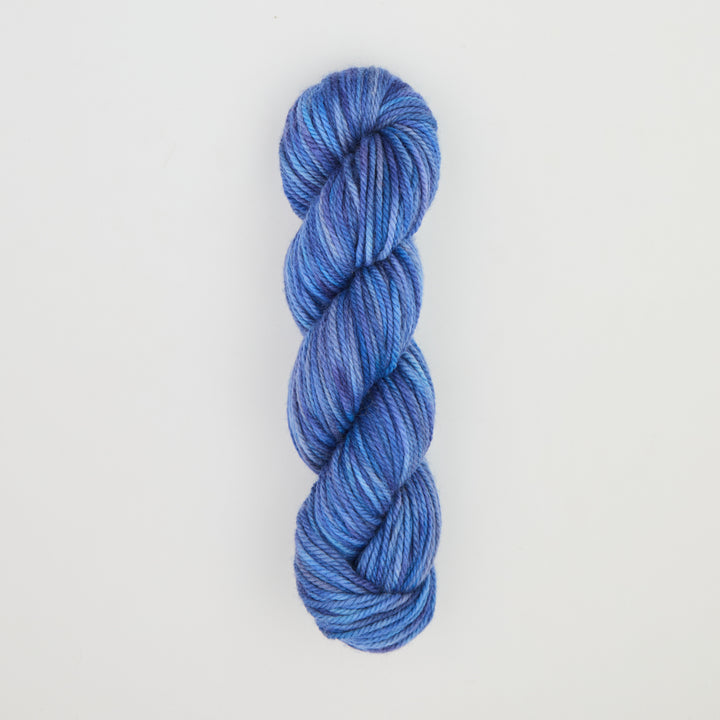 Feines Punch-Needle-Garn, Farbmuster Blue My Mind mehrfarbig