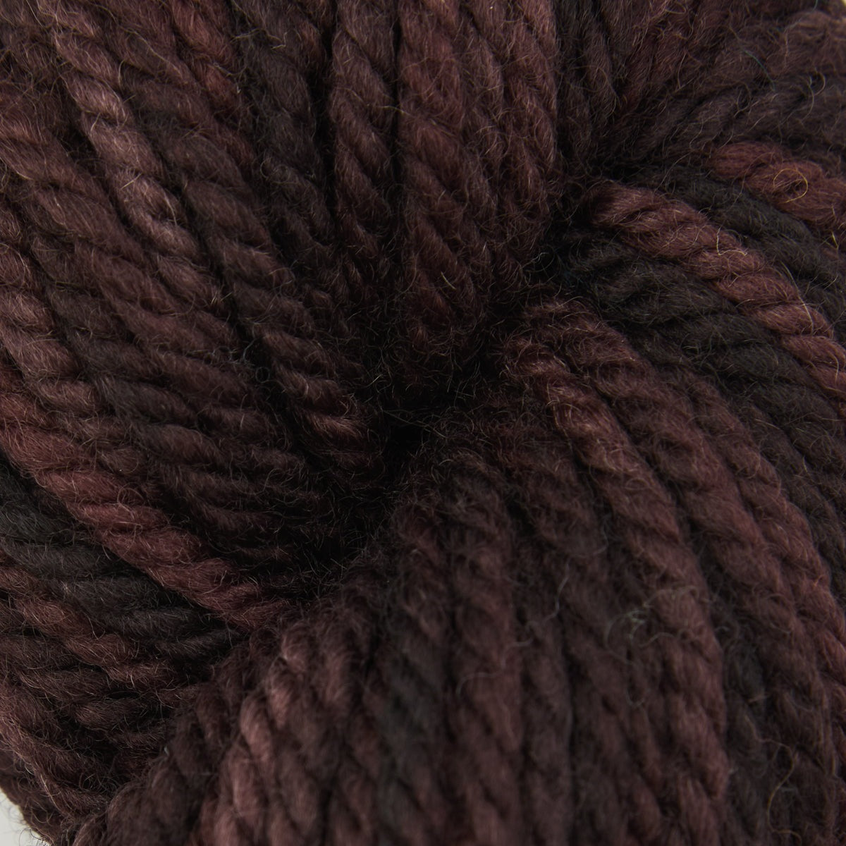 Mehrfarbiges Punch-Needle-Teppichgarn in Black Hollow, 110g
