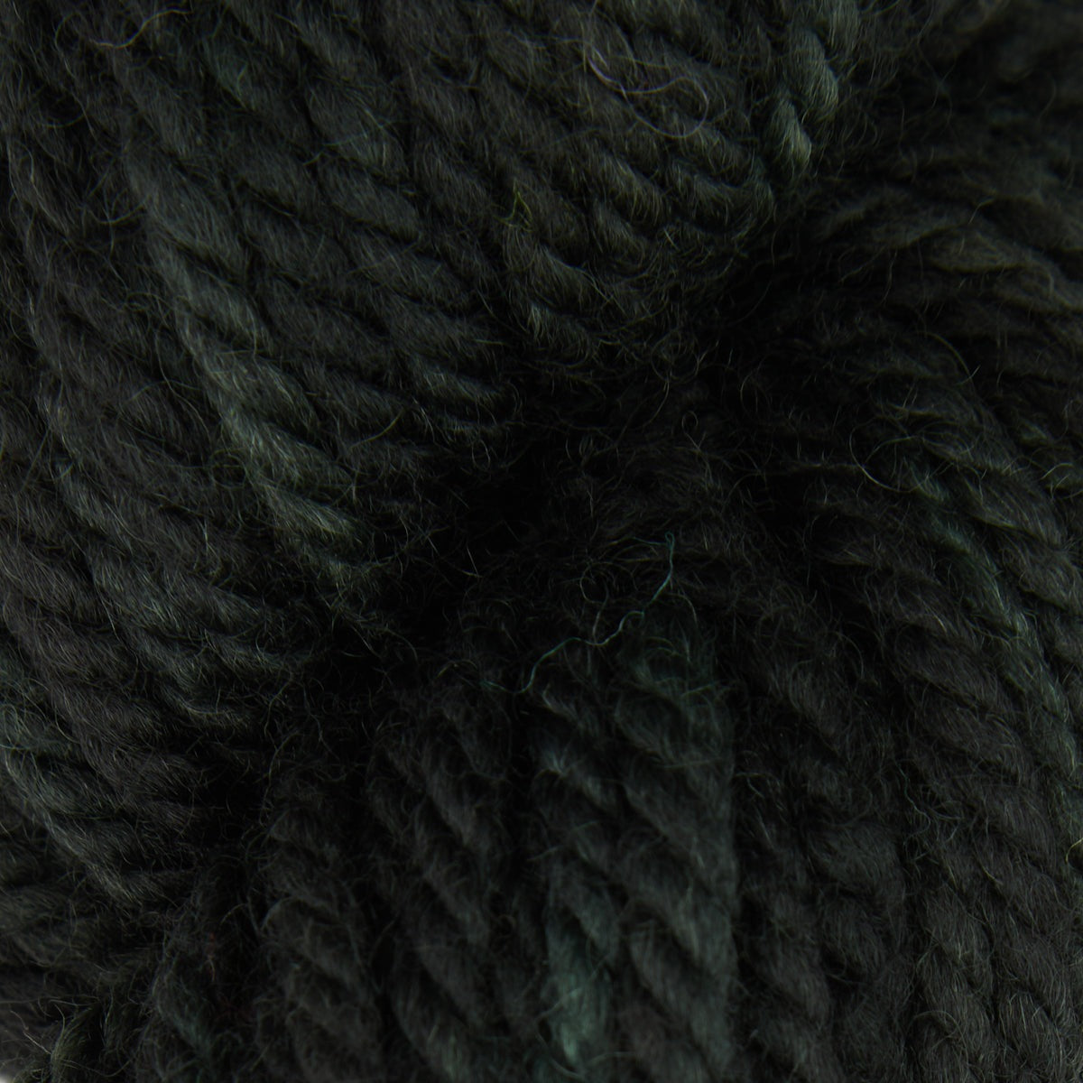 Mehrfarbiges Punch-Needle-Teppichgarn in Black Green Velvet, 110g