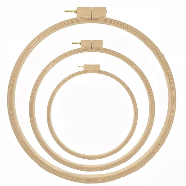 Nurge beech wood quilting hoop, group view