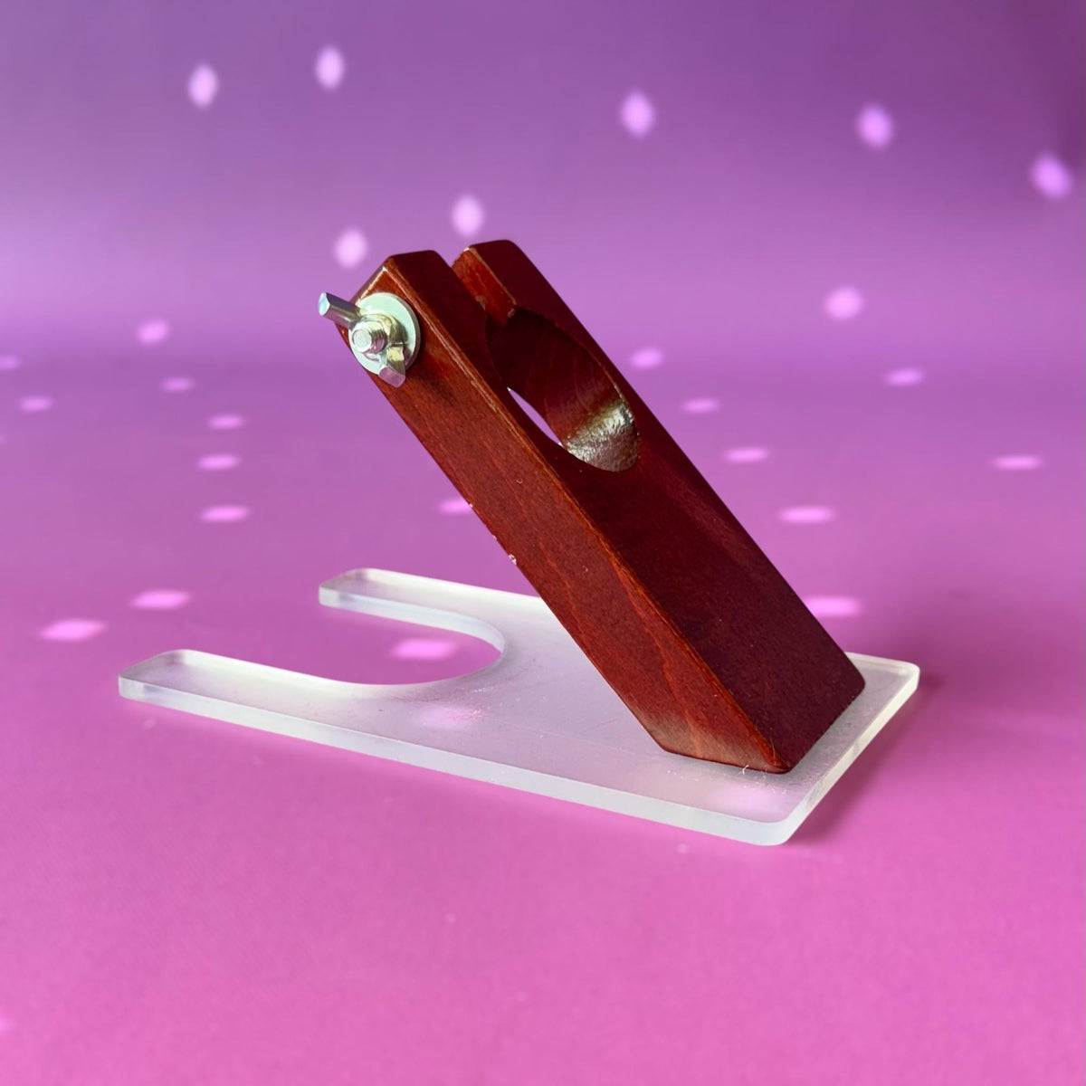 Guide attachment for the rug carving machine