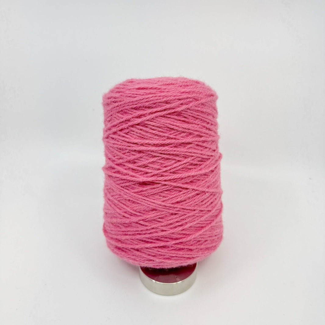 Tufting wool cone in a warm colour tone