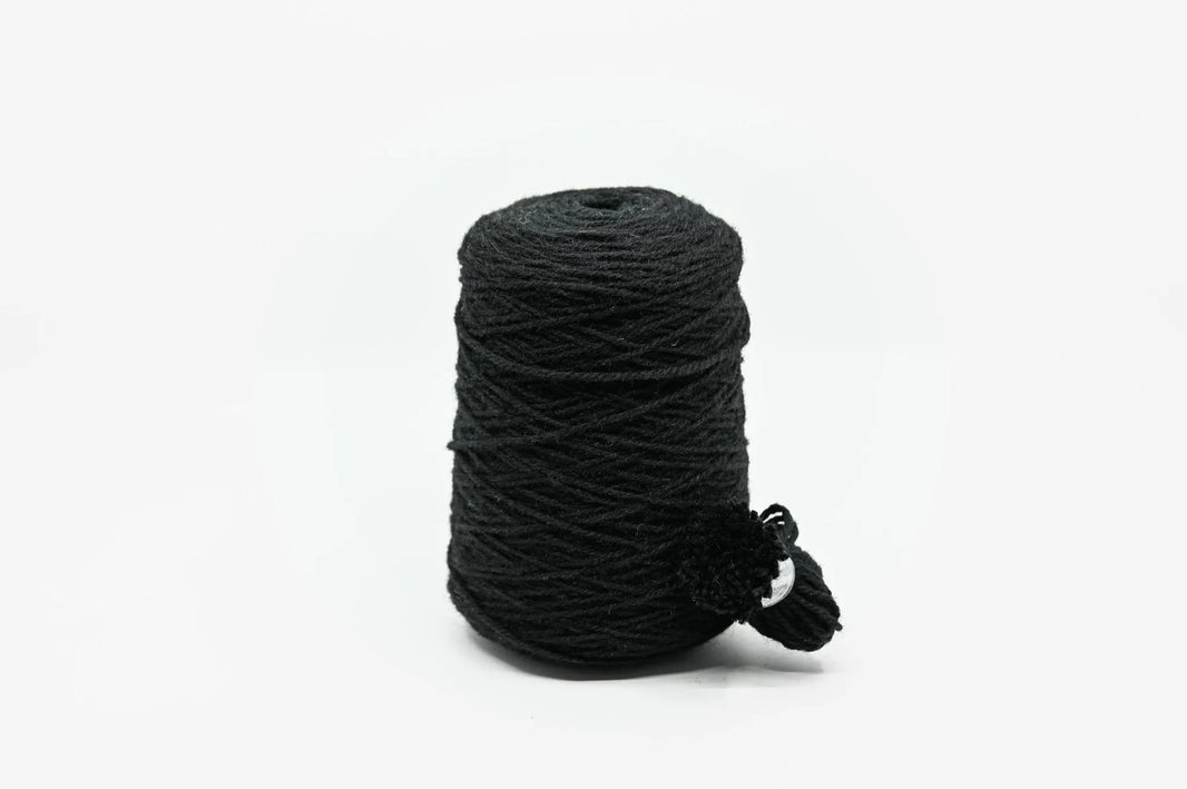 Rugwool NZ tufting yarn, 500g cone in Black